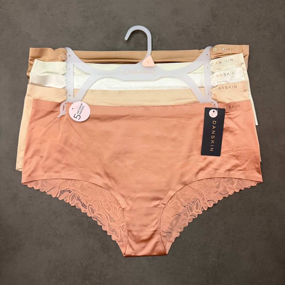 Danskin Women's Soft Lace Hipster No Show Panties - Tan and Cream